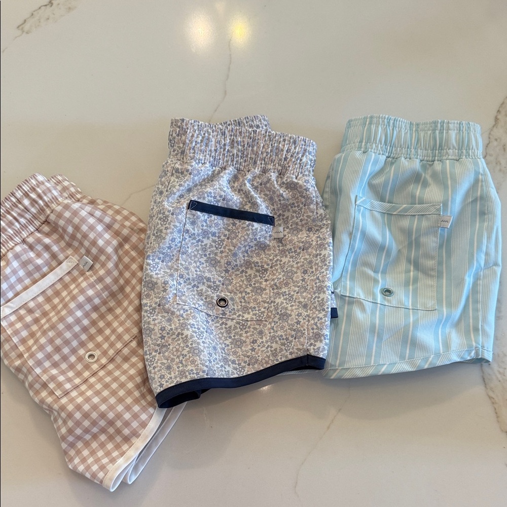 Set of Minnow Three Patterned Shorts